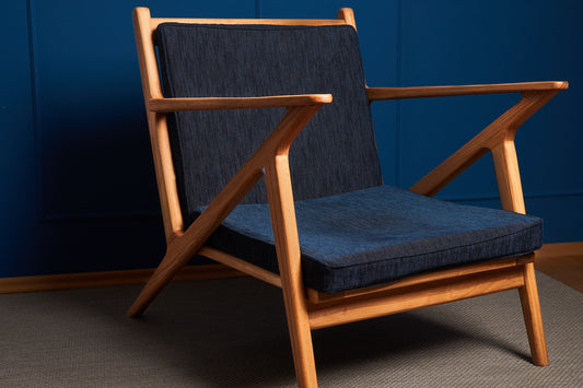 Mid-Century Modern Lounge Chair — Study Inspired by the Z-Chair